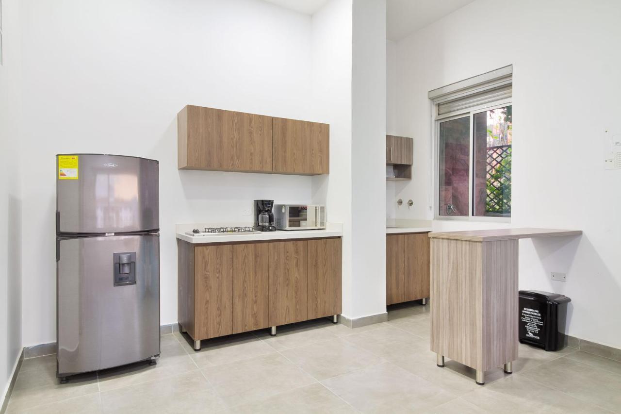 Camelot Apartahotel Μεντεγίν Εξωτερικό φωτογραφία