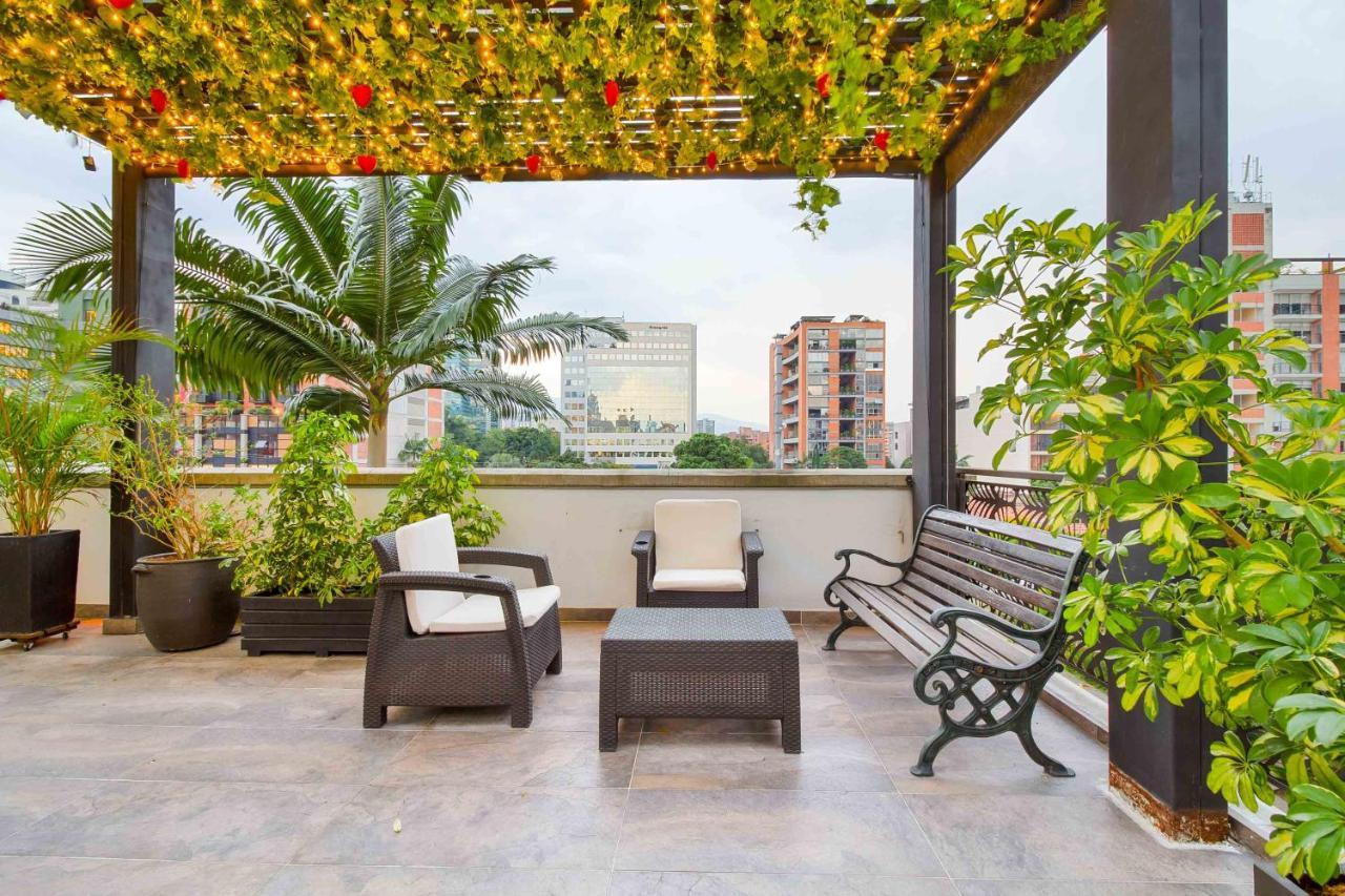 Camelot Apartahotel Μεντεγίν Εξωτερικό φωτογραφία