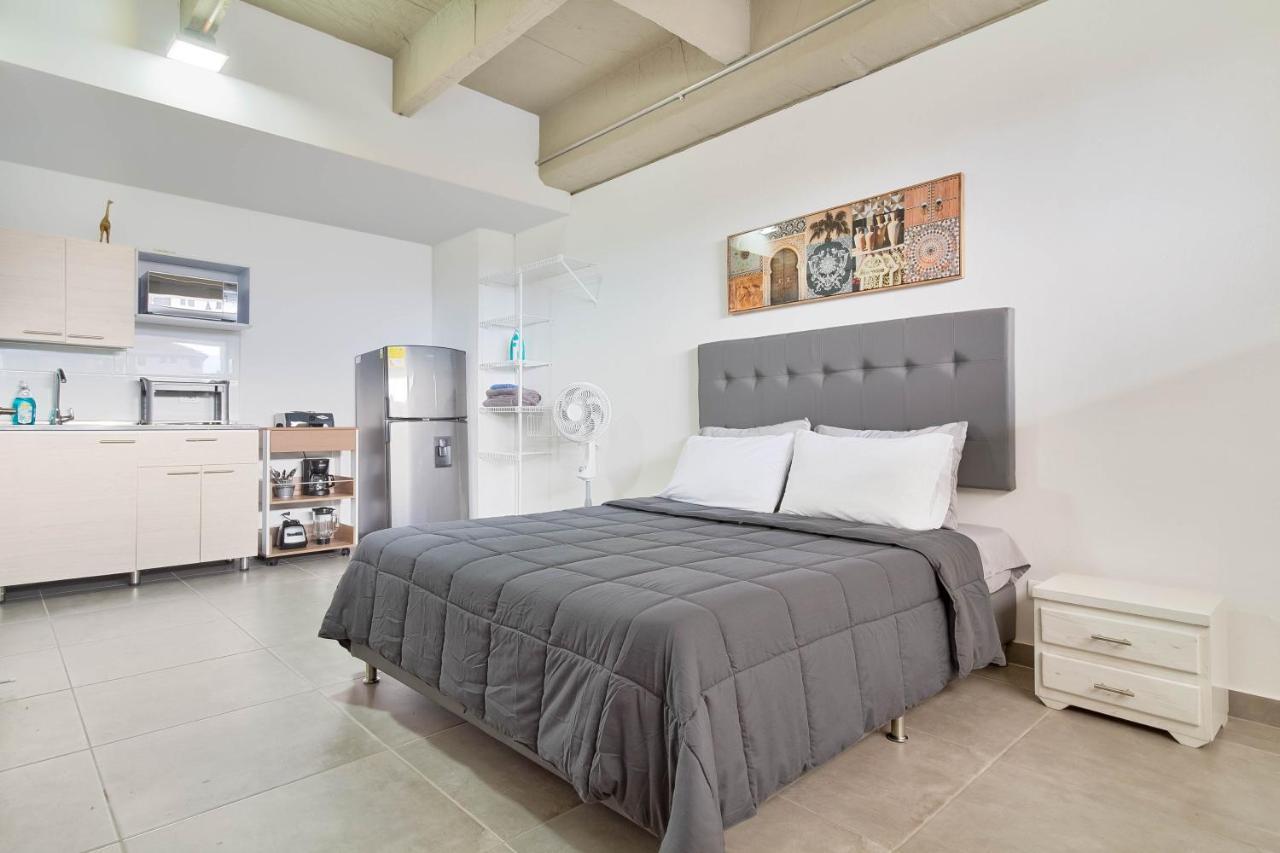 Camelot Apartahotel Μεντεγίν Εξωτερικό φωτογραφία