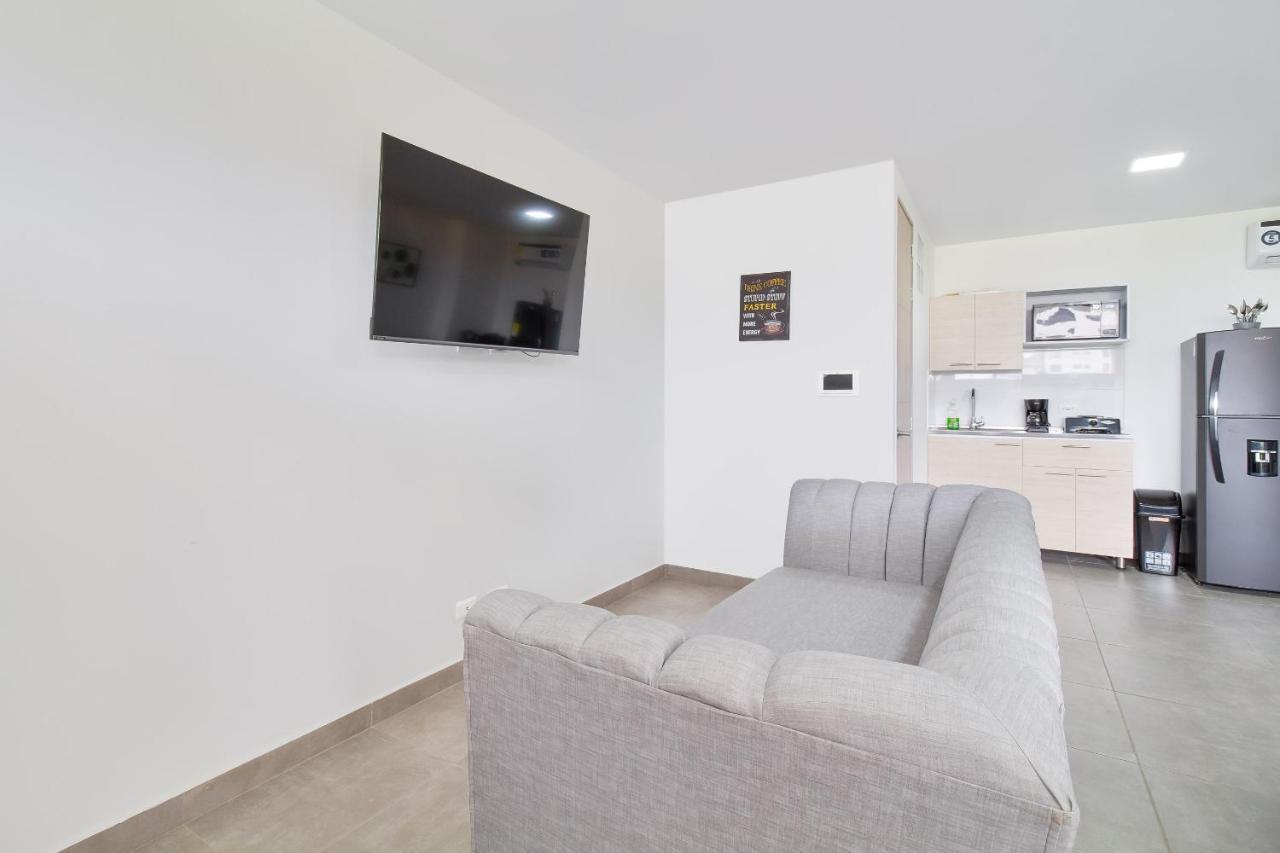Camelot Apartahotel Μεντεγίν Εξωτερικό φωτογραφία