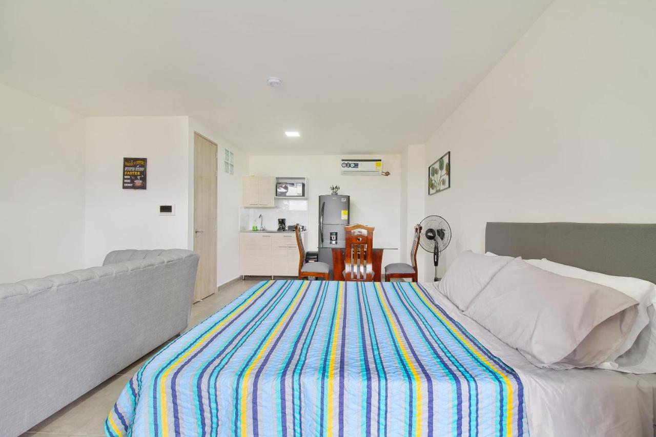 Camelot Apartahotel Μεντεγίν Εξωτερικό φωτογραφία