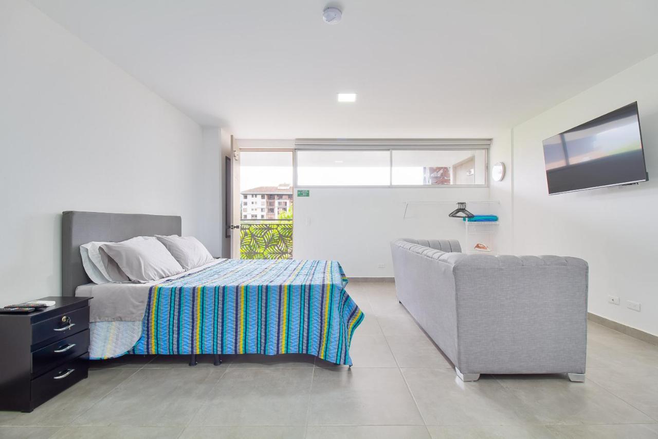 Camelot Apartahotel Μεντεγίν Εξωτερικό φωτογραφία